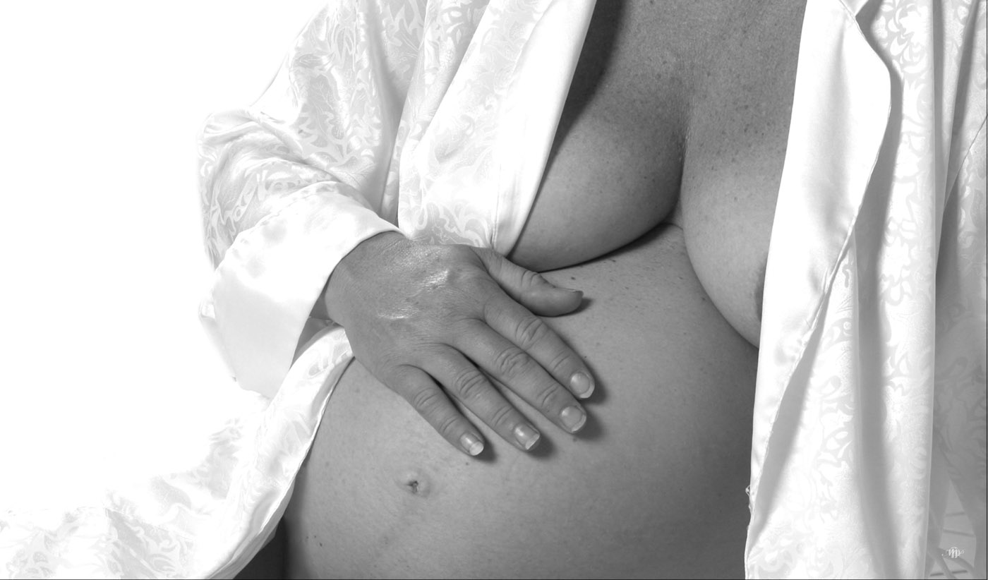 Edmonton Photographer Maternity Photo Sample